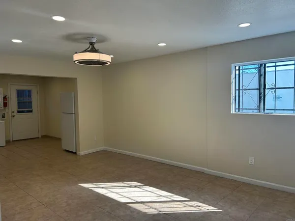 $2,000 | Undisclosed Address, San Diego, CA 92110