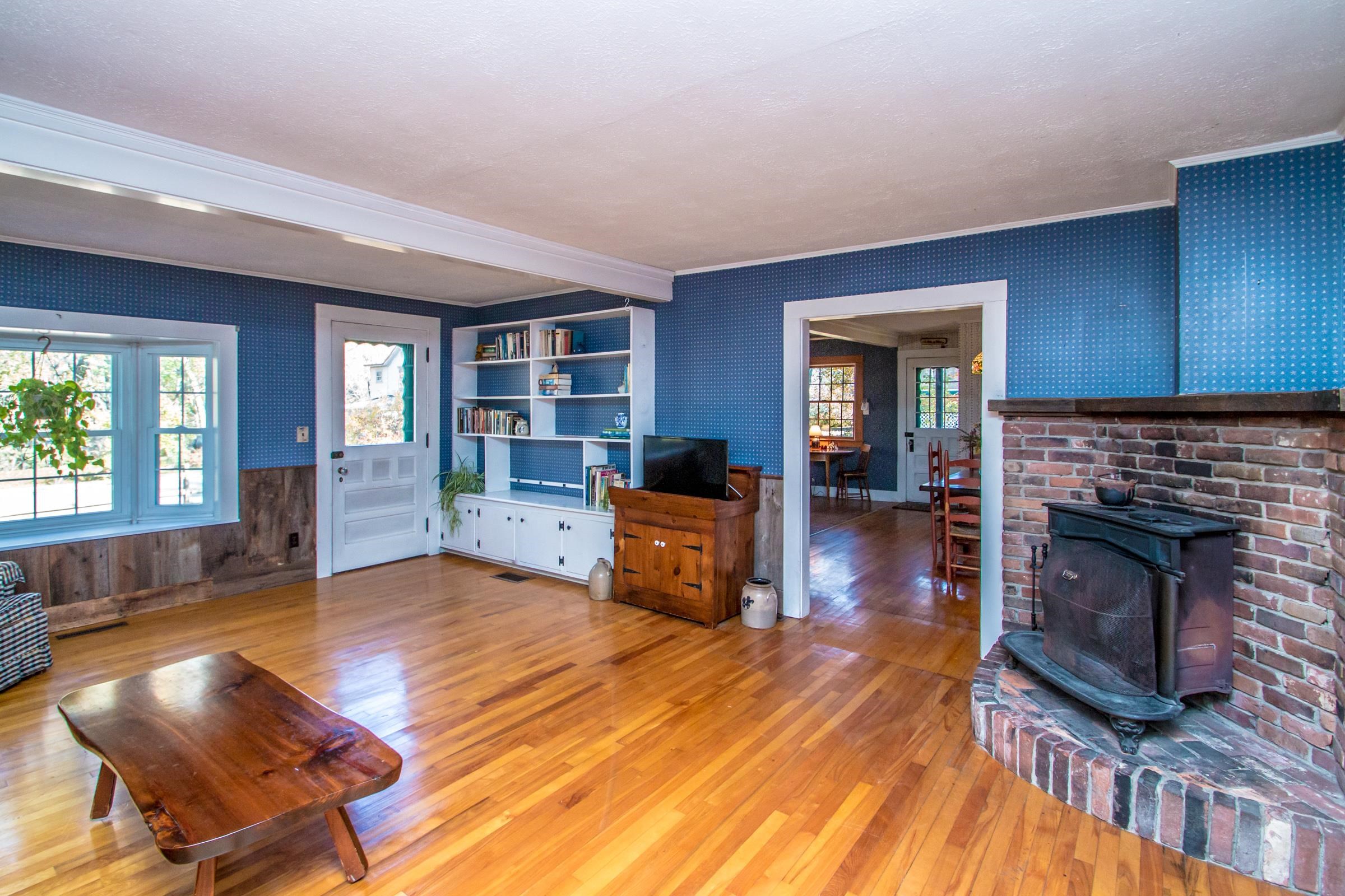 21 Artist Falls Road Conway, NH 03860 - Photo 7 of 19