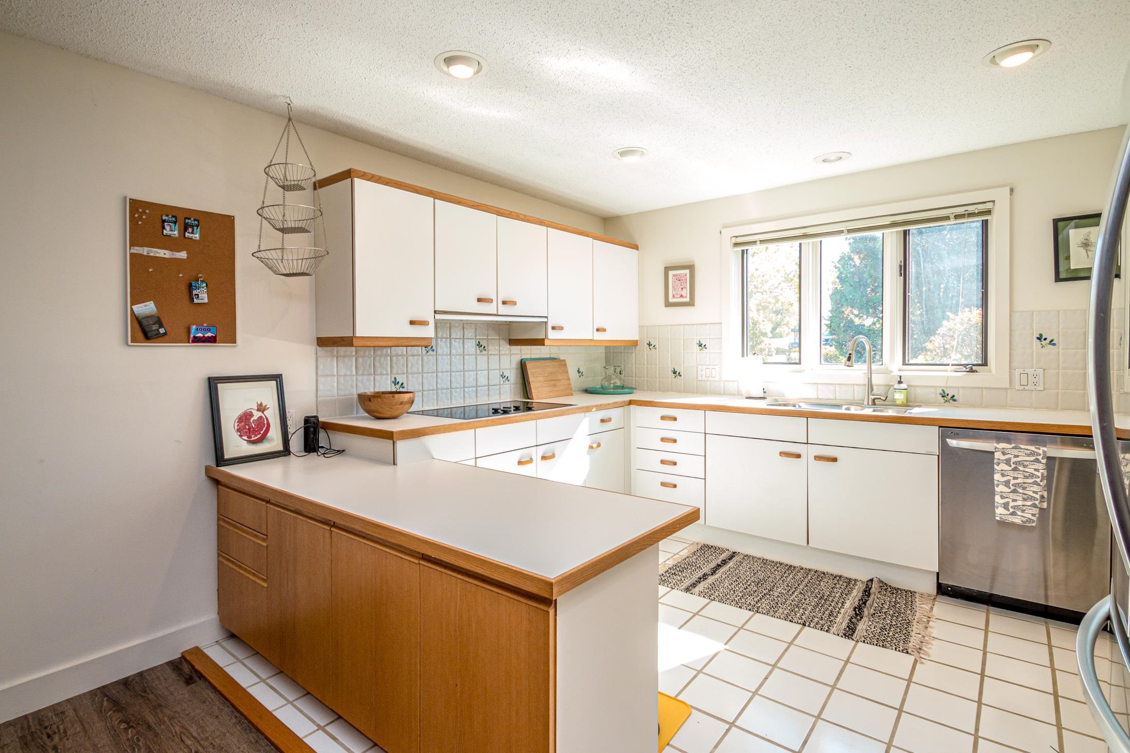 2-2 Meadow Lane, Unit 22 Jackson, NH 03846 - Photo 7 of 52