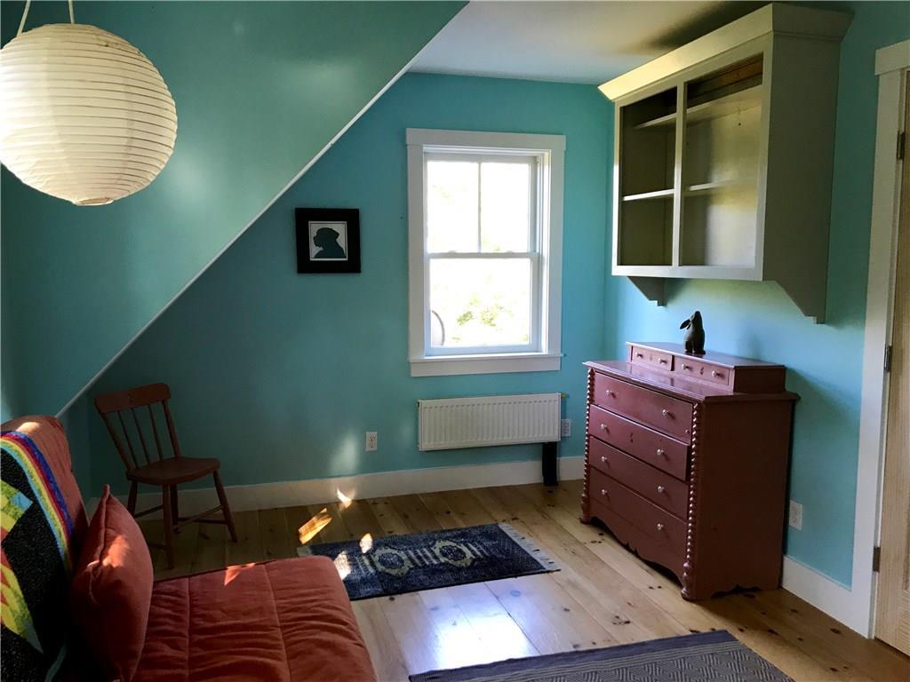 107 Boulder Hill Road Tenants Harbor, ME 04860 - Photo 13 of 18 3rd Bedroom