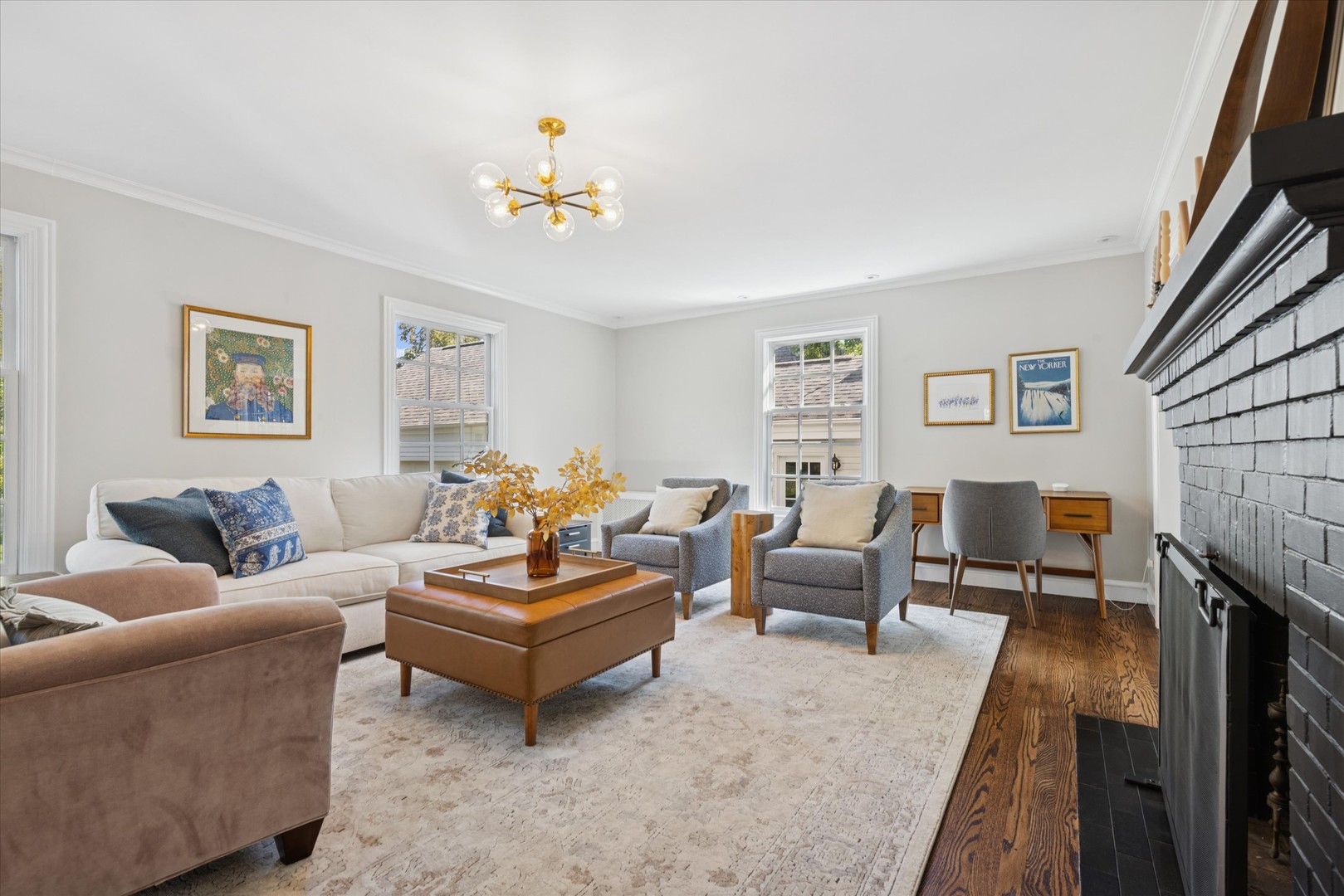 418 West Franklin Street Wheaton, IL 60187 - Photo 3 of 35 a living room with furniture and a fireplace