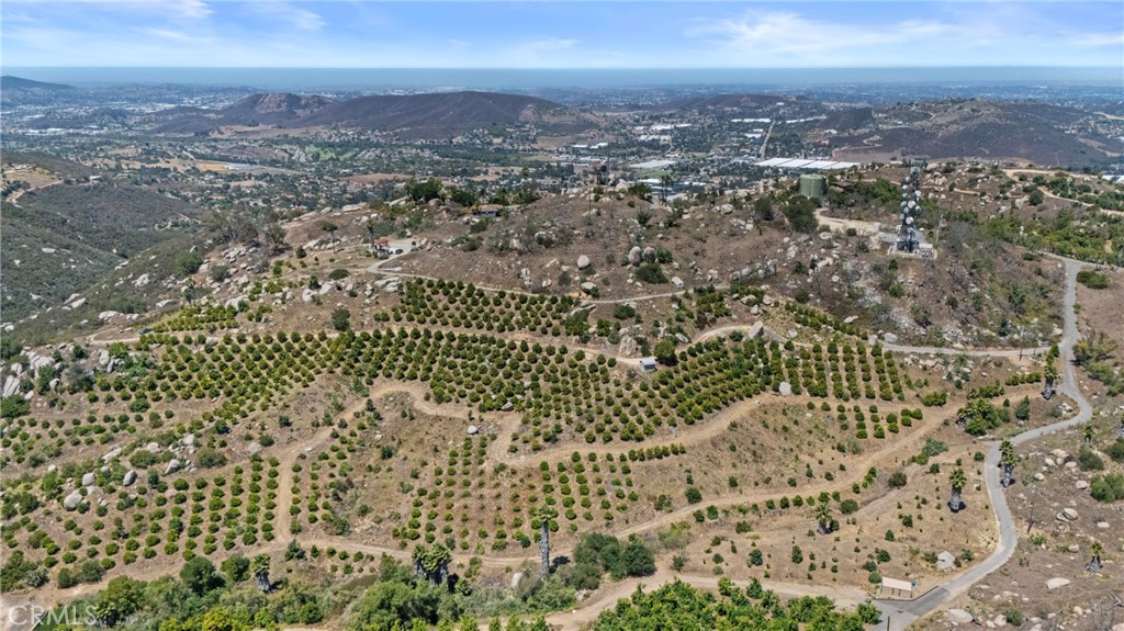1252 Rancho Luiseno Road Escondido, CA 92026 - Photo 4 of 42