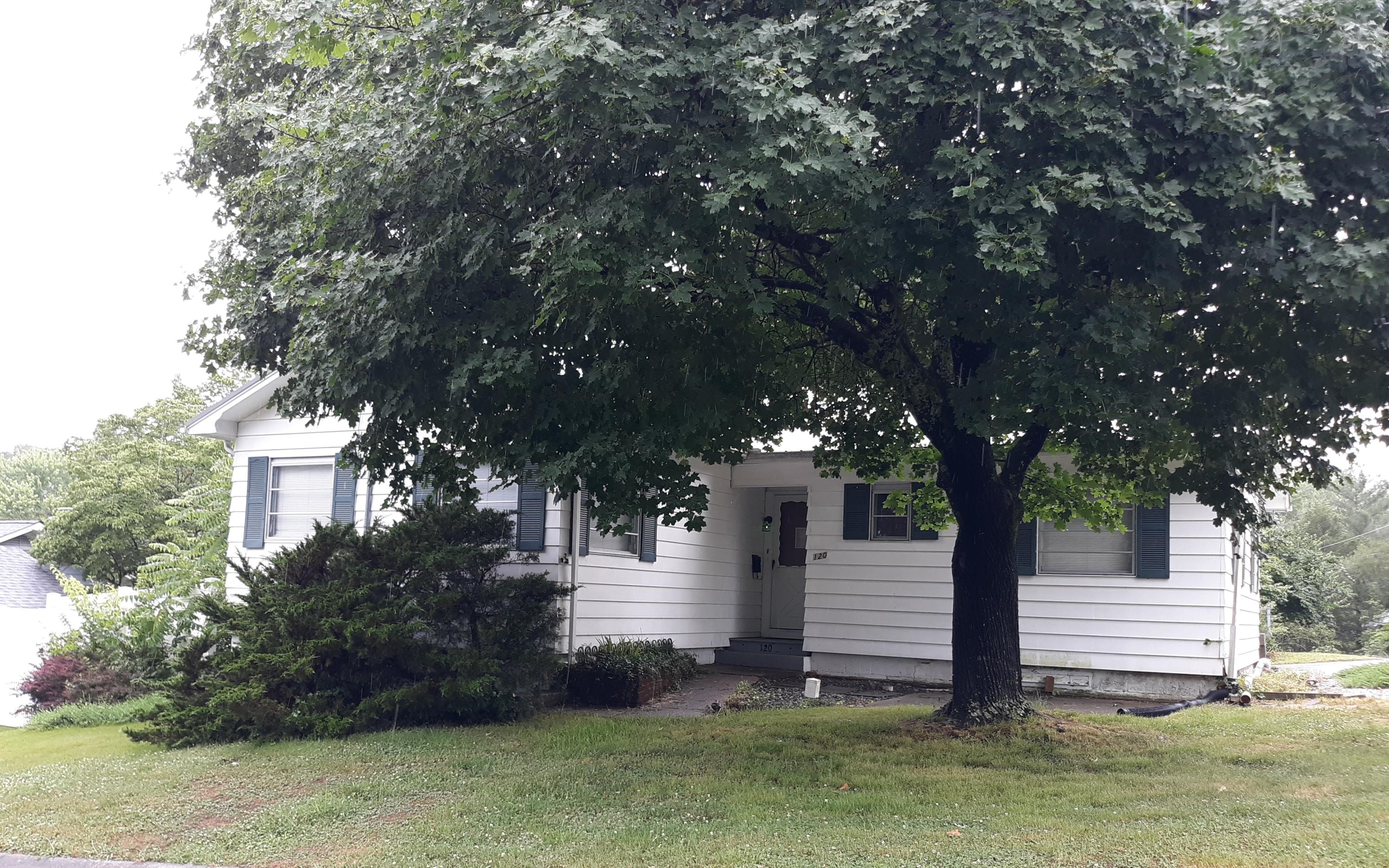 120 Meadow Road Oak Ridge, TN 37830 - Photo 1 of 27 120 Meadow Rd