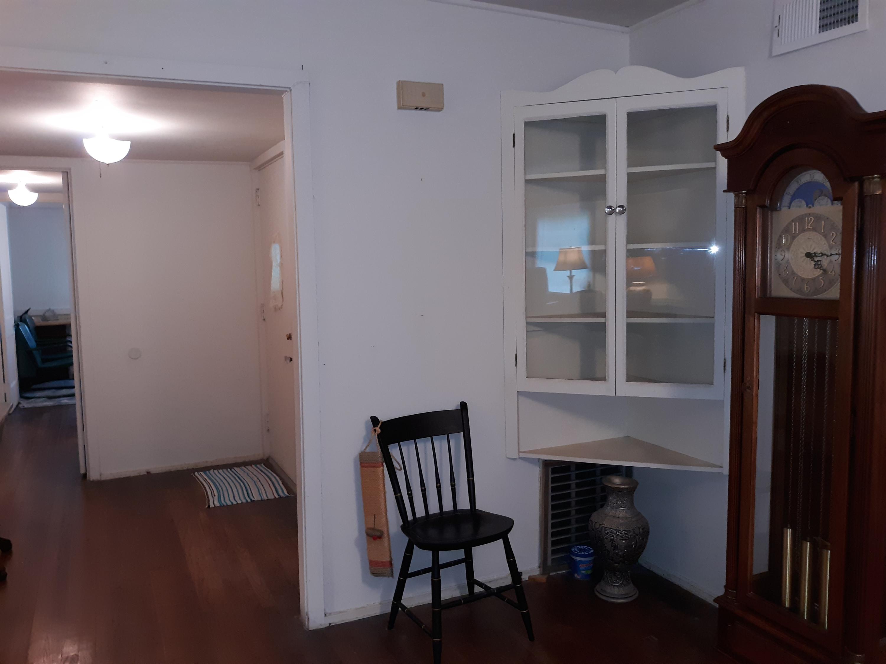 120 Meadow Road Oak Ridge, TN 37830 - Photo 5 of 27 Built-in Hutch