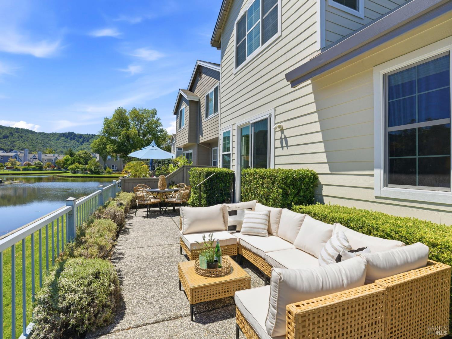 3 Lagoon Court San Rafael, CA 94903 - Photo 4 of 42 Enjoy plenty of summer evenings dining on this patio!