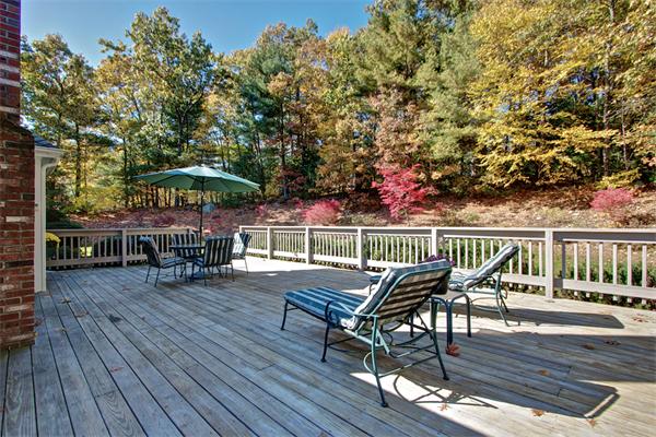 8 Ridge Road Hopkinton, MA 01748 - Photo 27 of 30 Gallery Image 27