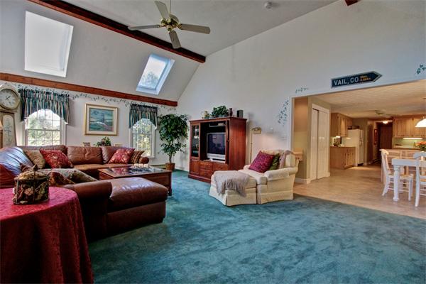 8 Ridge Road Hopkinton, MA 01748 - Photo 10 of 30 Gallery Image 10