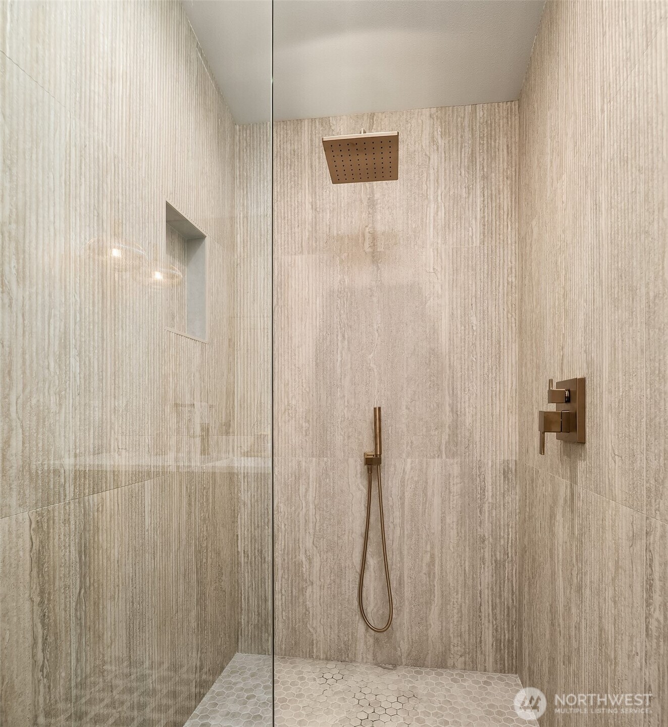 2836 Northwest 73rd Street, Unit B Seattle, WA 98117 - Photo 18 of 21