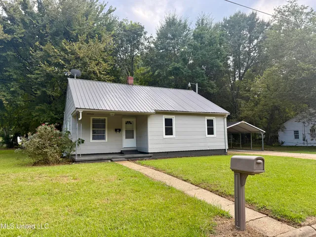 $115,000 | 41 West Pecan Street, Grenada, MS 38901