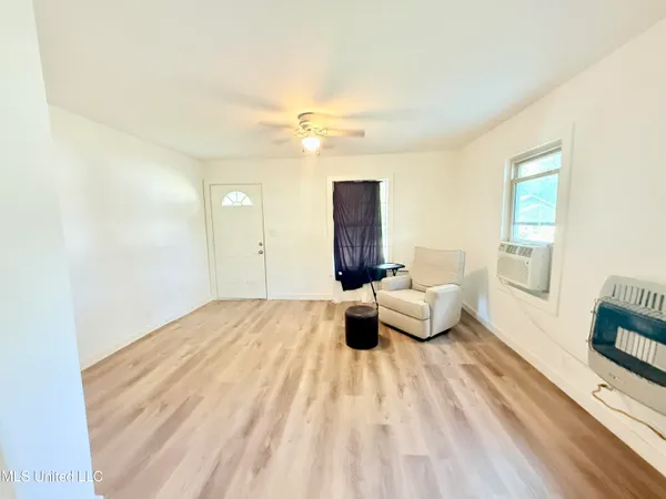 $99,000 | 41 West Pecan Street, Grenada, MS 38901