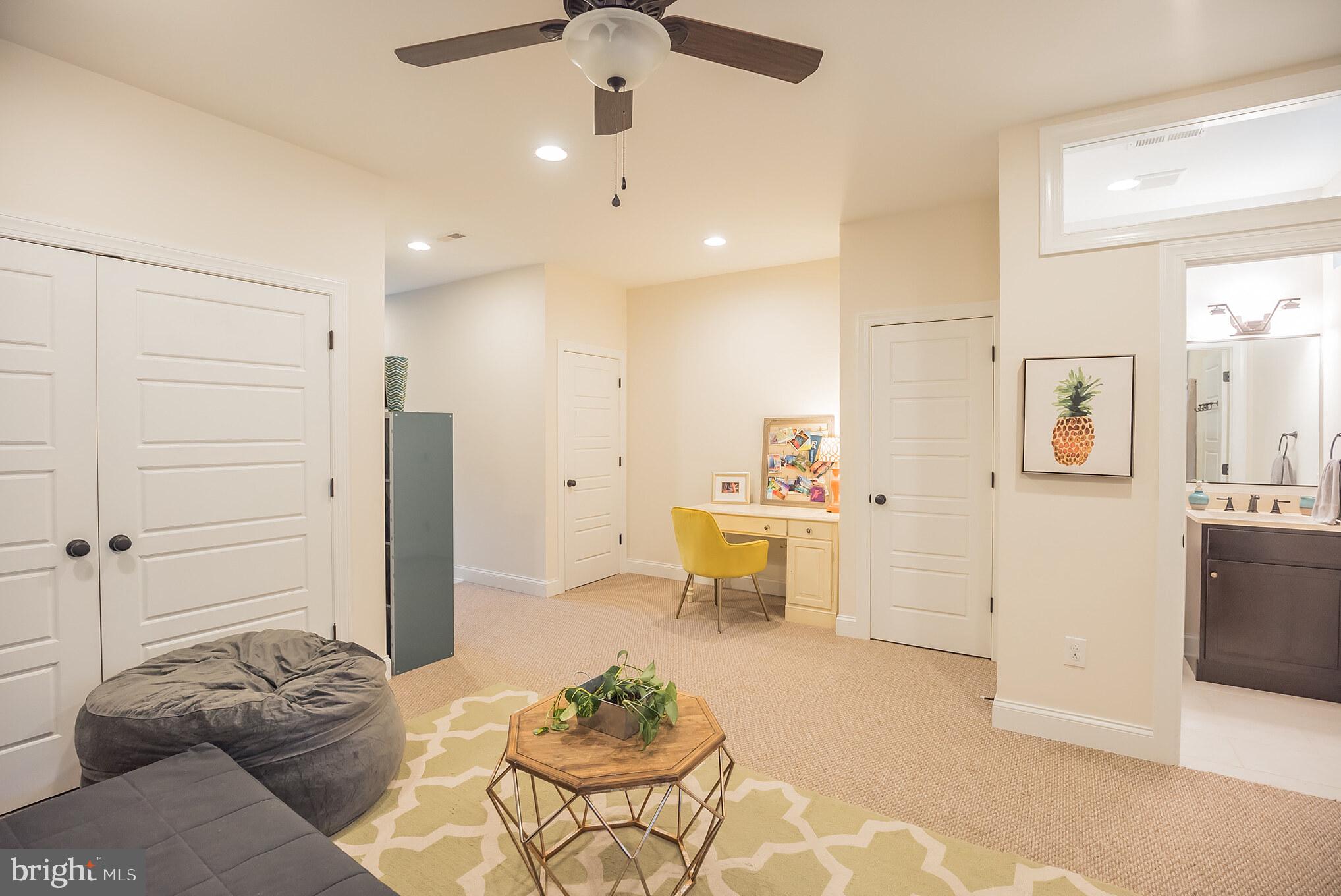 534 Green Lane Philadelphia, PA 19128 - Photo 40 of 43 a living room with furniture