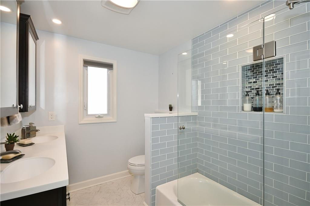 4785 Rolling Hills Road Pittsburgh, PA 15236 - Photo 15 of 25 Gallery Image 15