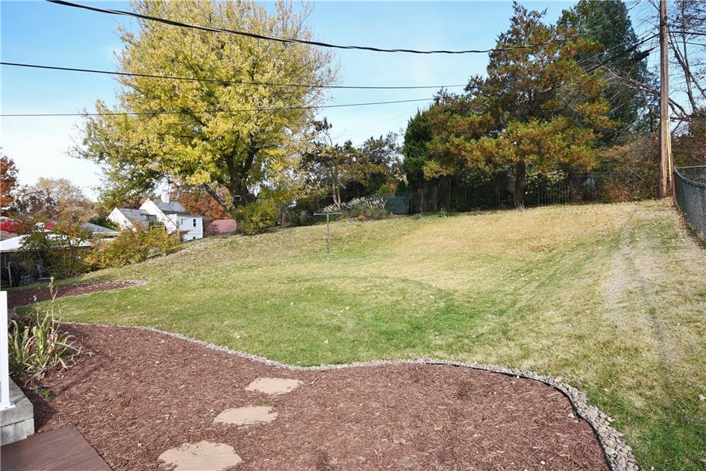 4785 Rolling Hills Road Pittsburgh, PA 15236 - Photo 24 of 25 Gallery Image 24