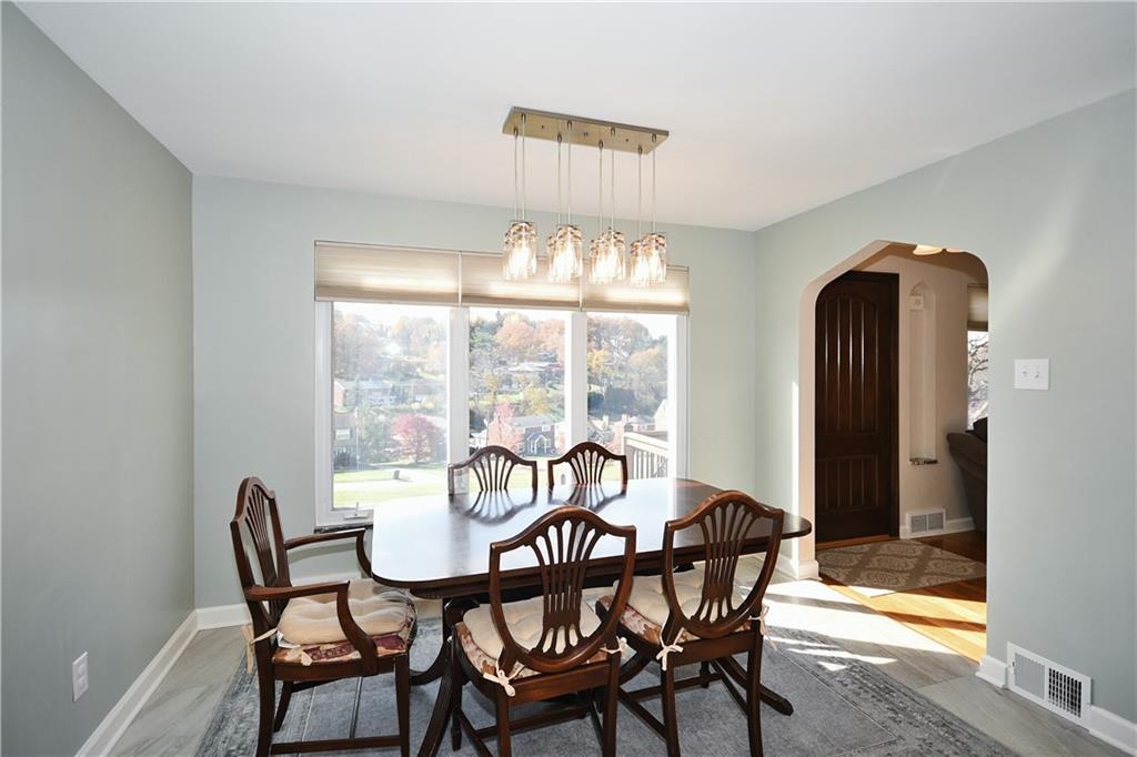 4785 Rolling Hills Road Pittsburgh, PA 15236 - Photo 7 of 25 Gallery Image 7