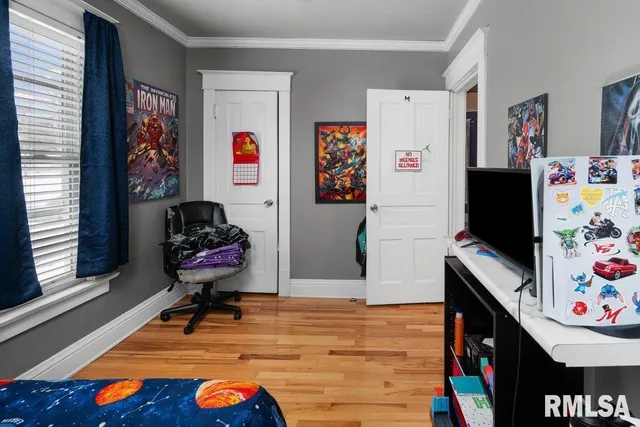 $184,900 | 236 43rd Street, Moline, IL 61265