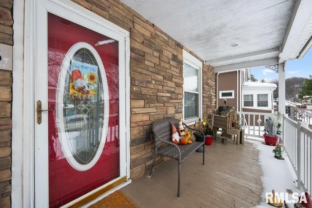 $184,900 | 236 43rd Street, Moline, IL 61265