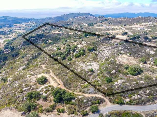 $150,000 | 0 Calle Huerto, Murrieta, CA 92562