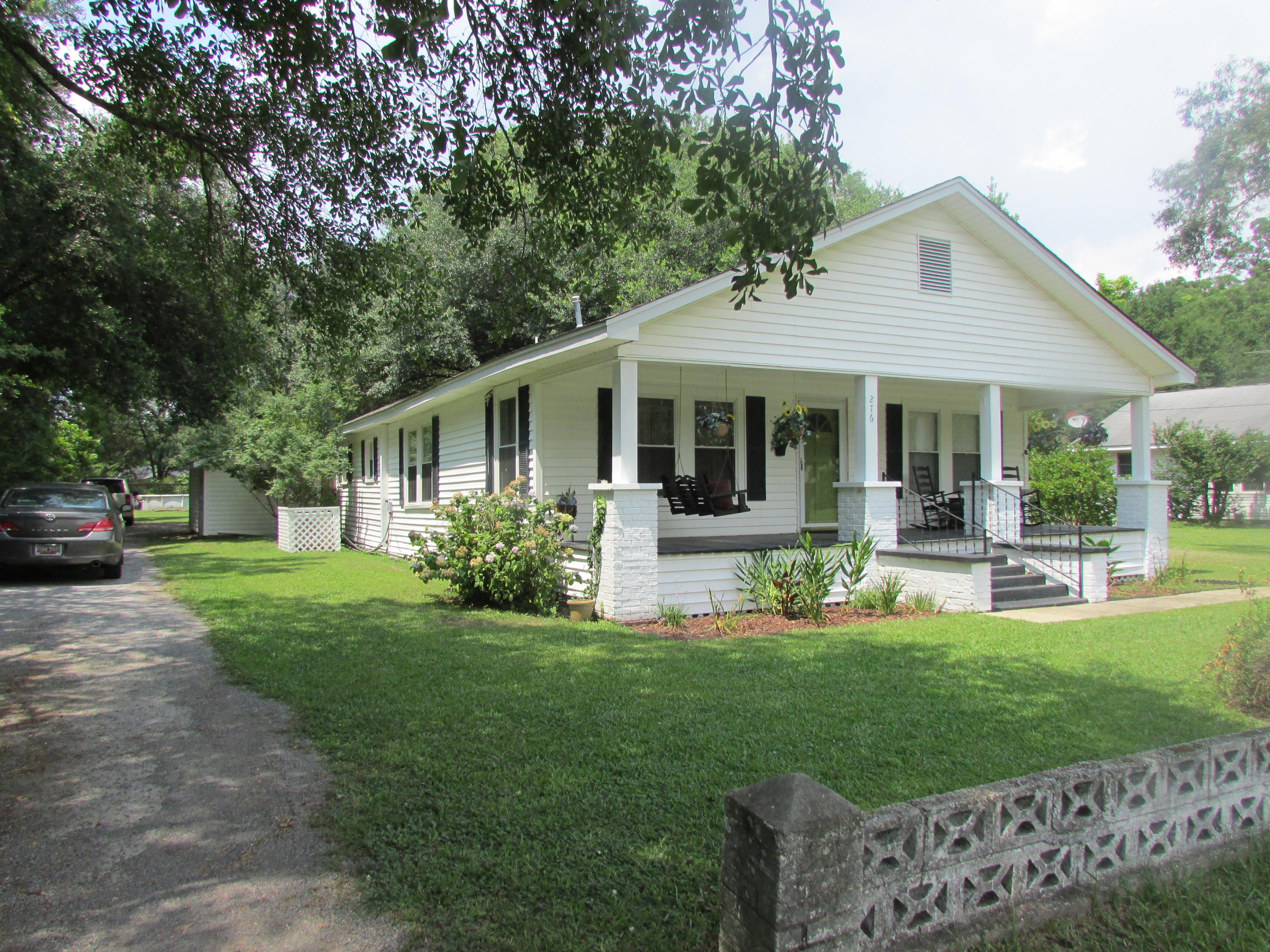 276 South Main Street Ridgeville, SC 29472 - Photo 2 of 29 IMG_2121