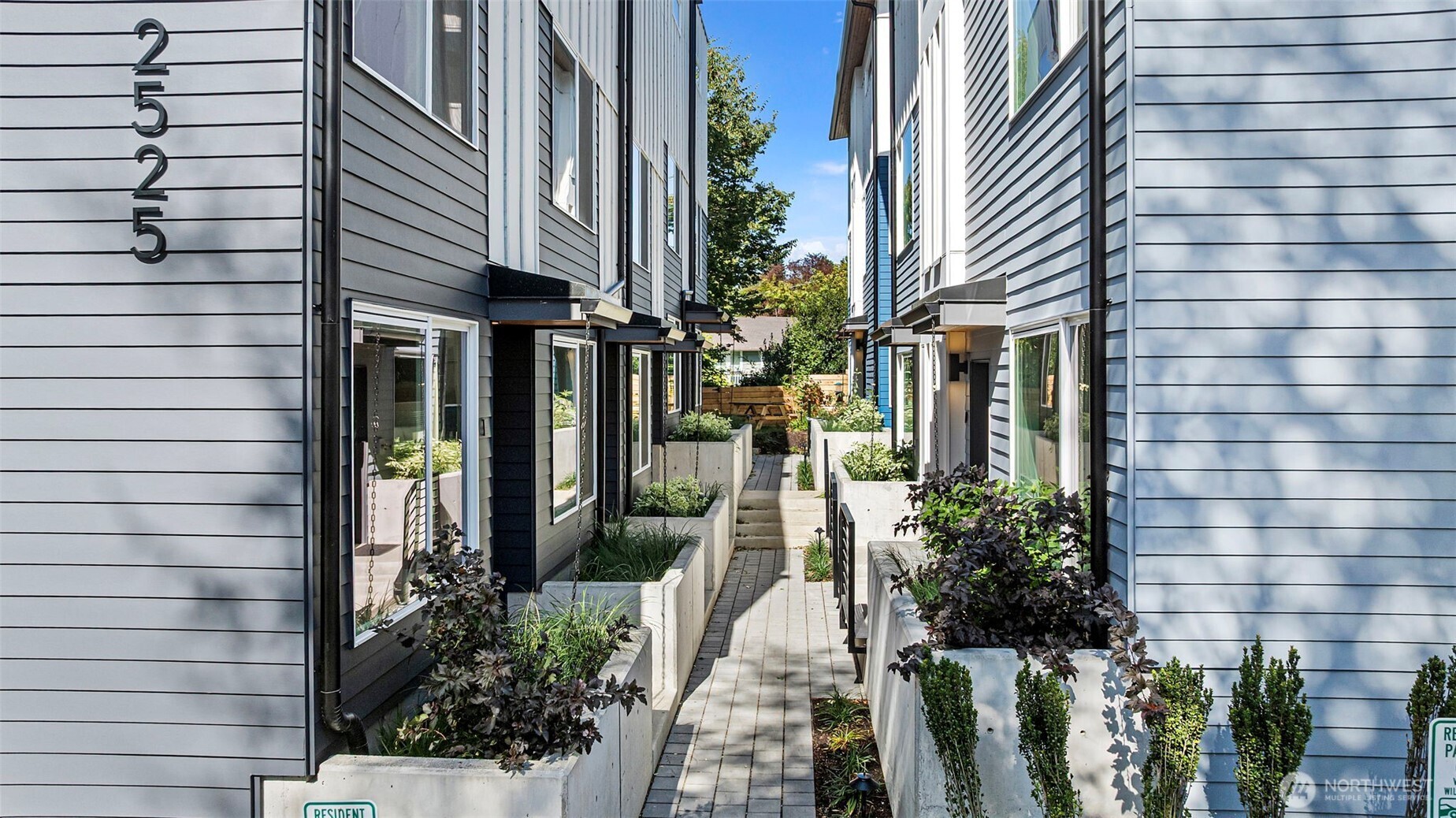 2527 29th Avenue South, Unit C Seattle, WA 98144 - Photo 1 of 20 a view of path along with building