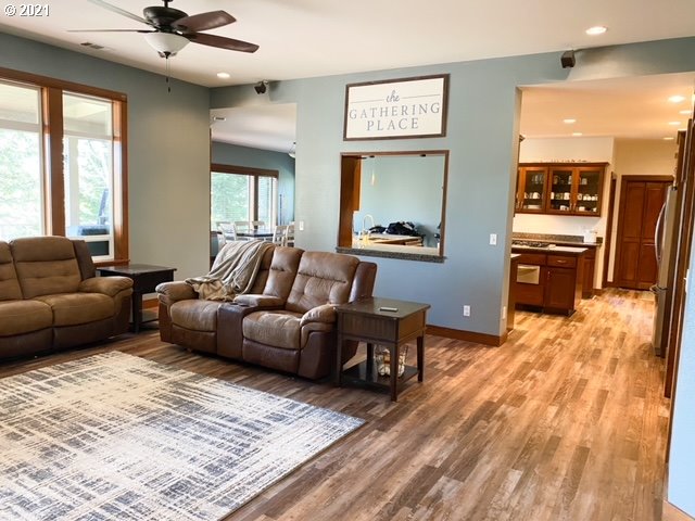 58706 Fernwood Road Coquille, OR 97423 - Photo 5 of 32 Gallery Image 5