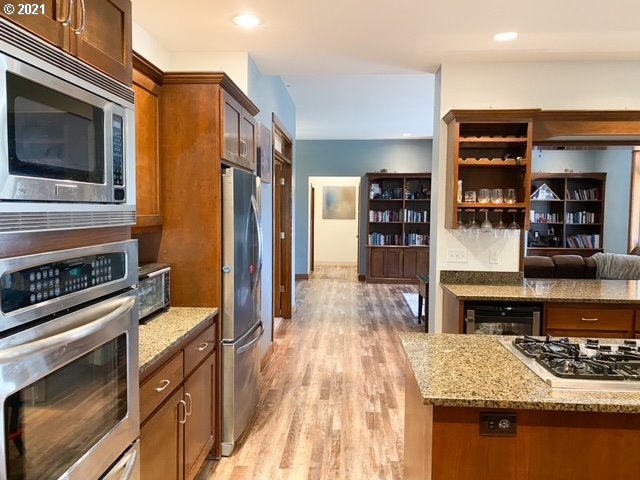 58706 Fernwood Road Coquille, OR 97423 - Photo 9 of 32 Gallery Image 9