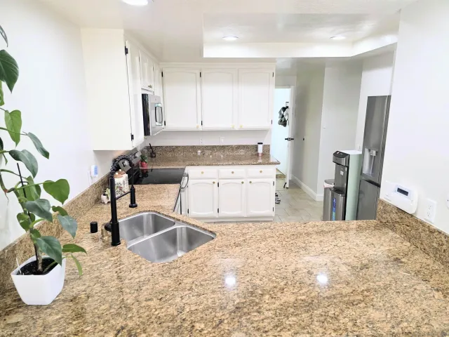 $799,000 | 11872 Bernardo Terrace, Unit E, San Diego, CA 92128