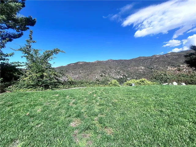$860,000 | 13054 Oak Crest Drive, Yucaipa, CA 92399