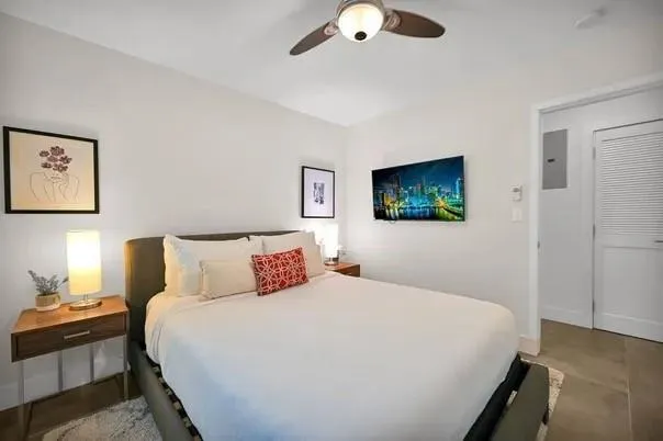 $7,500 | 3321 Northeast 18th Street, Fort Lauderdale, FL 33305