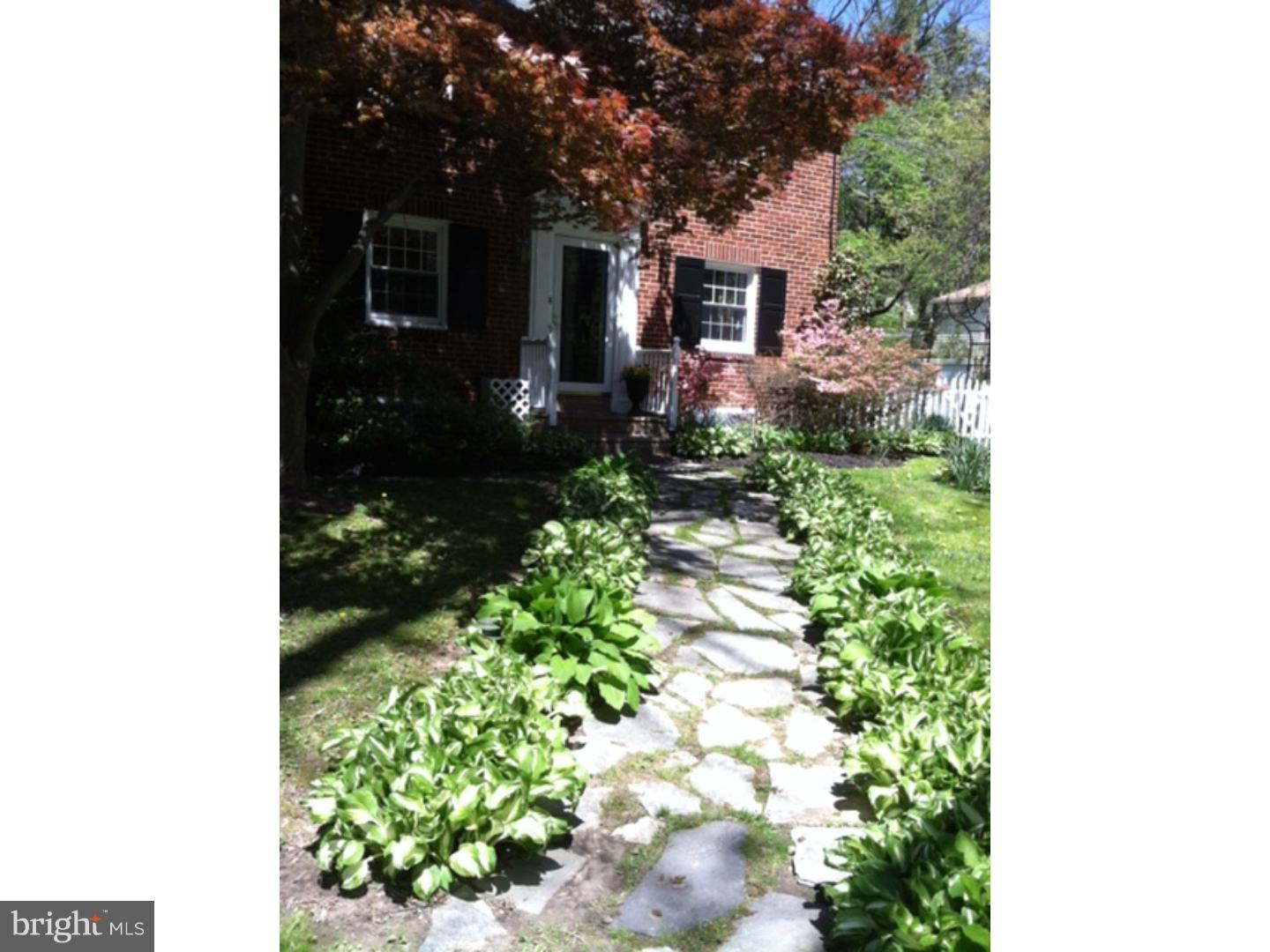 2518 Walton Road Huntingdon Valley, PA 19006 - Photo 2 of 25 Front Yard
