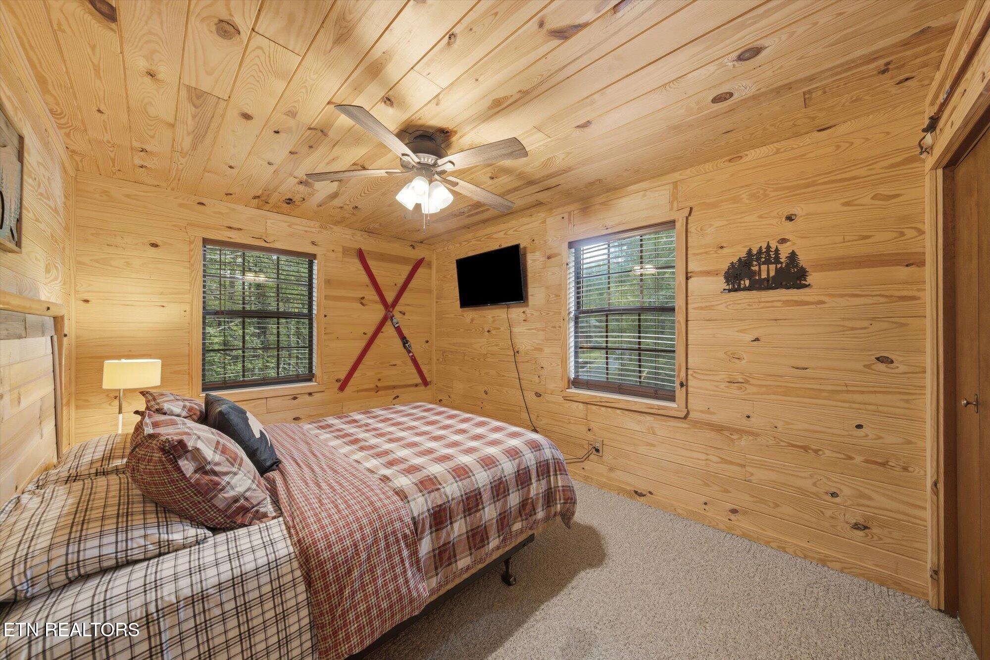 759 Ridgefield Drive Sevierville, TN 37876 - Photo 22 of 33 25-759-Ridgefield-Dr-Sevierville-TN-25