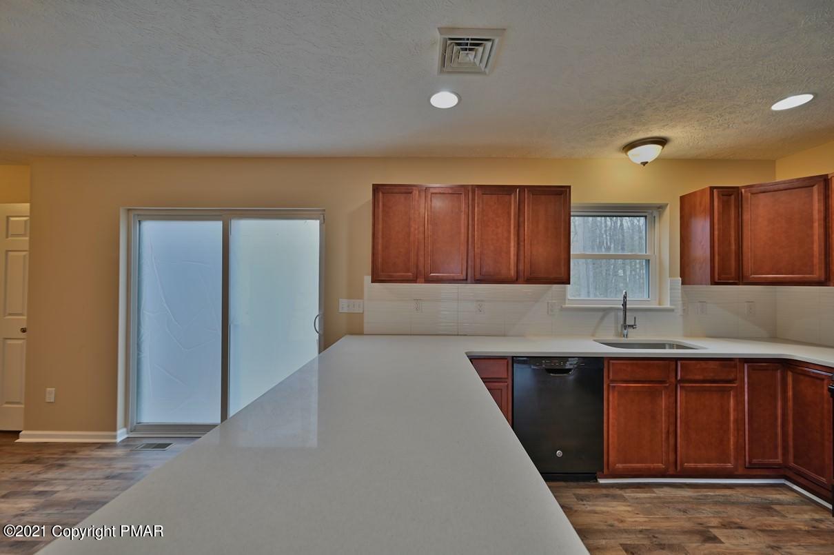 2106 Titania Road Tobyhanna, PA 18466 - Photo 30 of 92 Photo 25