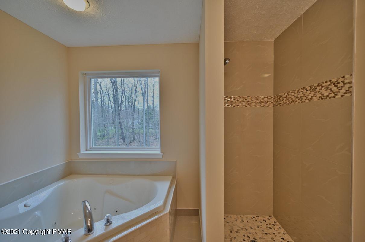 2106 Titania Road Tobyhanna, PA 18466 - Photo 47 of 92 Photo 42