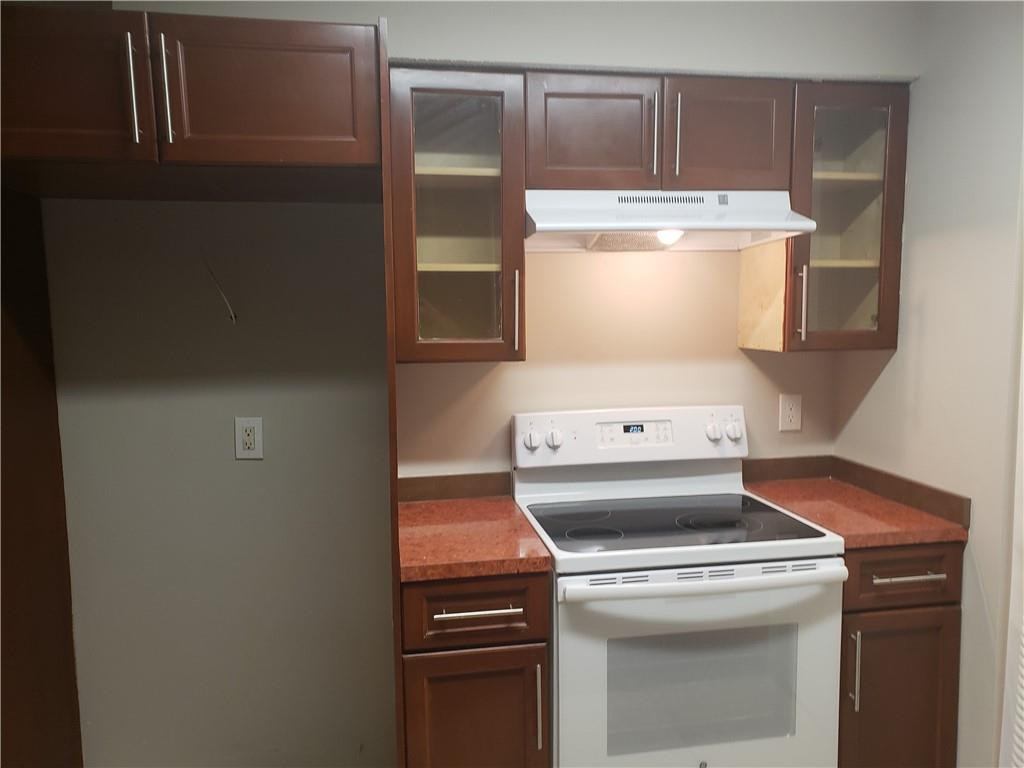 1237 Southwest 46th Avenue, Unit 802 Pompano Beach, FL 33069 - Photo 6 of 16 Photo 6