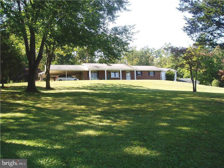 1503 Coldsprings Road Pottstown, PA 19465 - Photo 6 of 28 Gallery Image 6