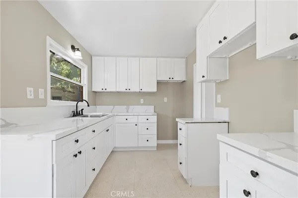 $838,888 | 277 East Green Street, Claremont, CA 91711