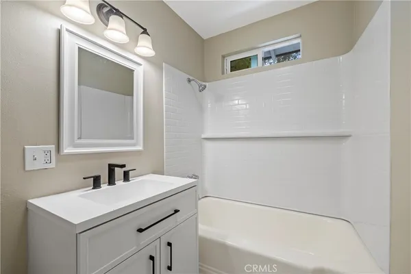 $838,888 | 277 East Green Street, Claremont, CA 91711