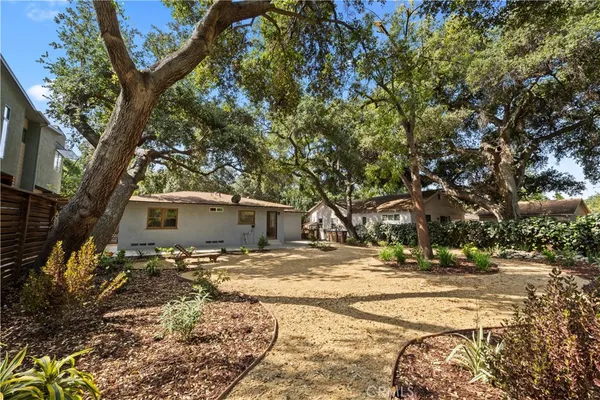 $838,888 | 277 East Green Street, Claremont, CA 91711