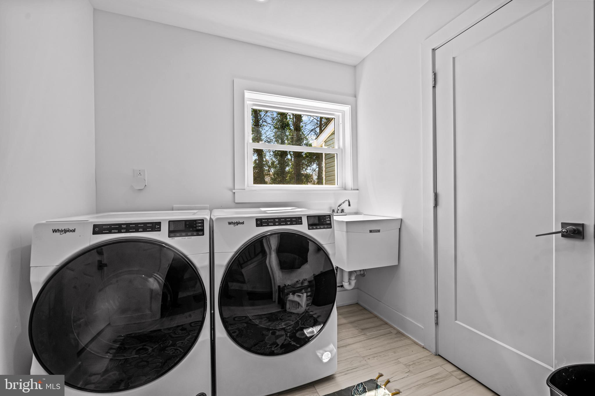 1828 Prospect Ridge Boulevard Haddon Heights, NJ 08035 - Photo 28 of 57 a utility room with dryer and washer