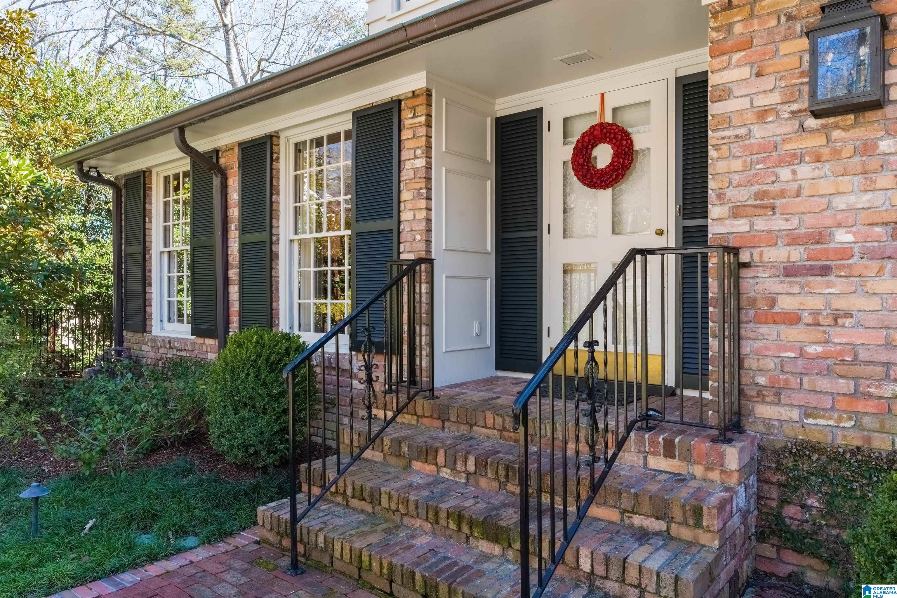 2867 Balmoral Road Birmingham, AL 35223 - Photo 4 of 86