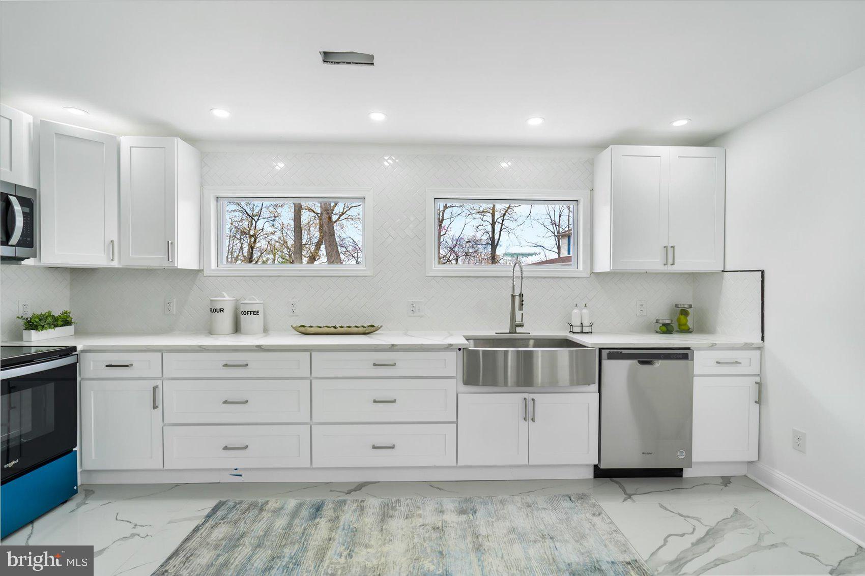 709 Riverside Drive Essex, MD 21221 - Photo 16 of 72 Gallery Image 16