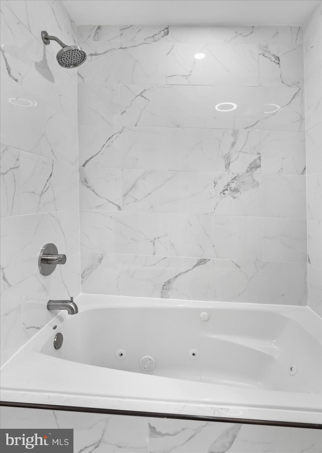 709 Riverside Drive Essex, MD 21221 - Photo 37 of 72 Upstairs Bathroom