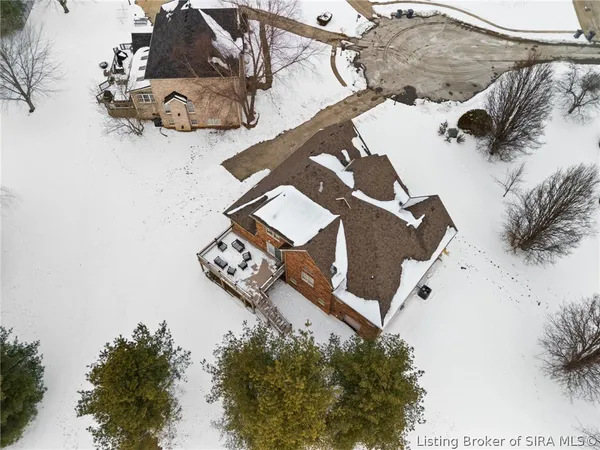 $560,000 | 3048 Wolf Den Court, New Albany, IN 47150