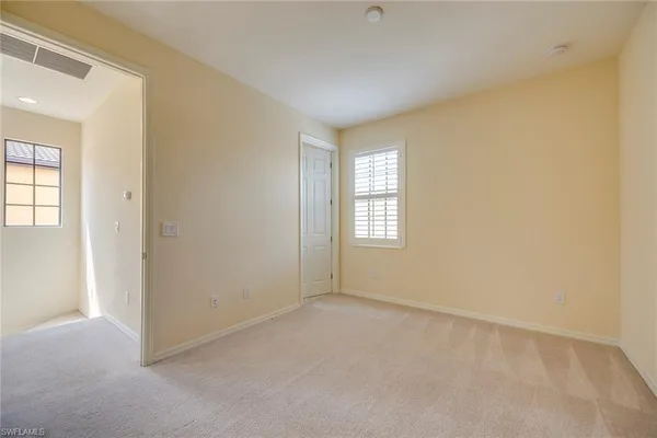 walk in closet with window