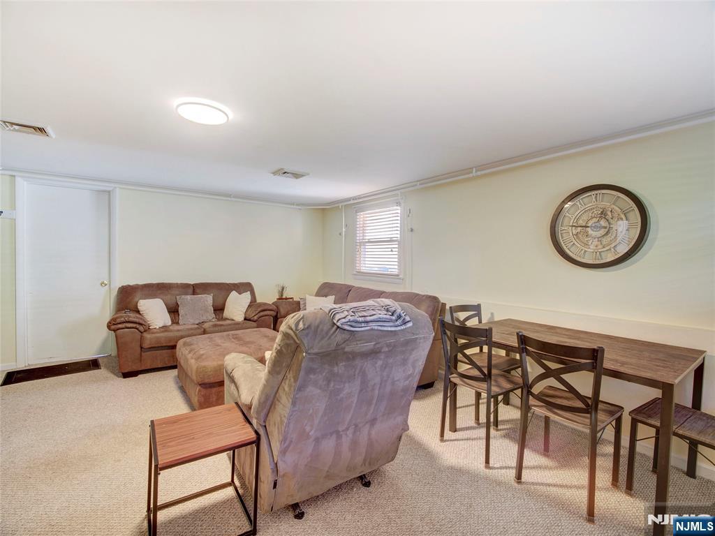 121 Woodland Avenue Rutherford, NJ 07070 - Photo 13 of 24