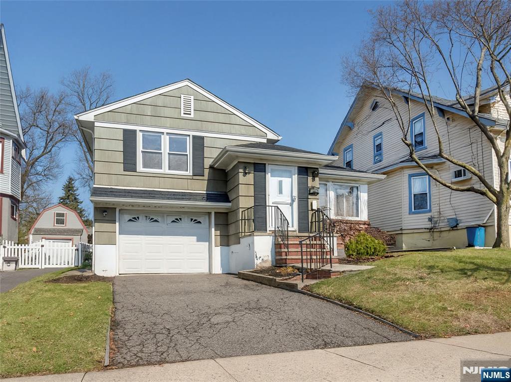 121 Woodland Avenue Rutherford, NJ 07070 - Photo 2 of 24