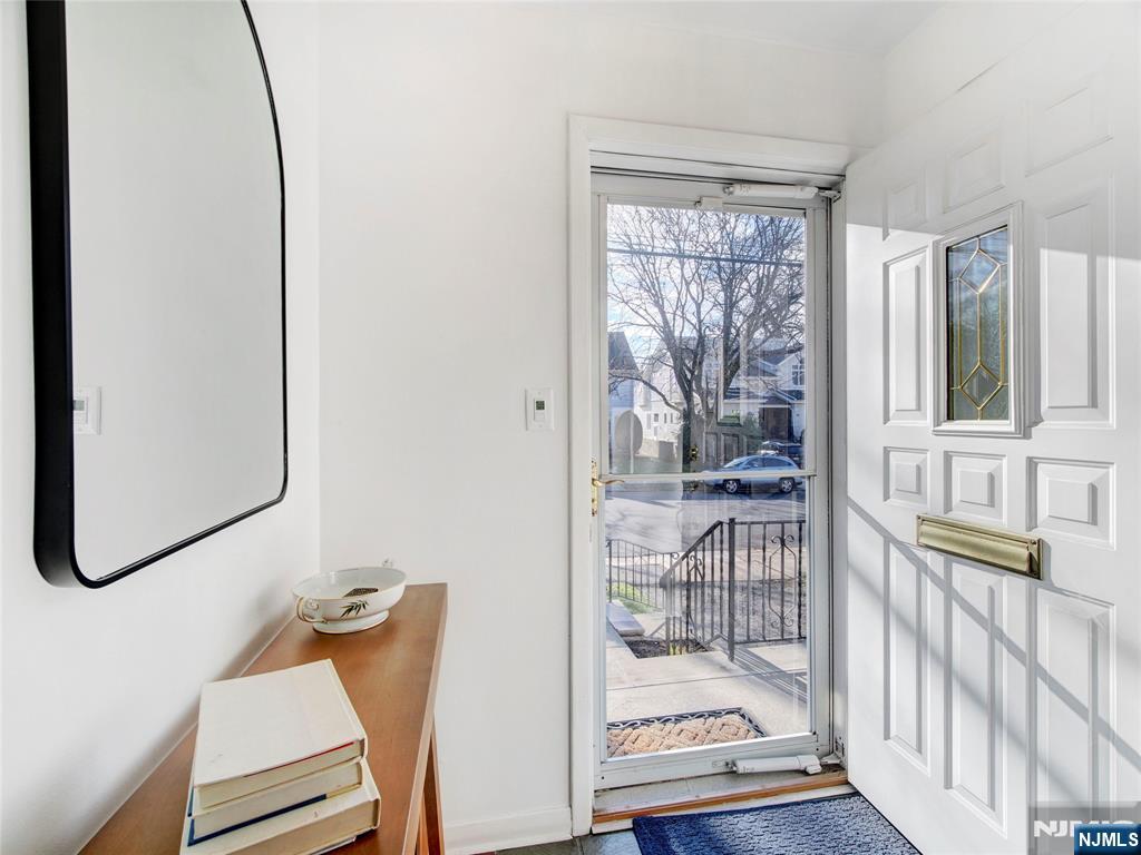 121 Woodland Avenue Rutherford, NJ 07070 - Photo 3 of 24