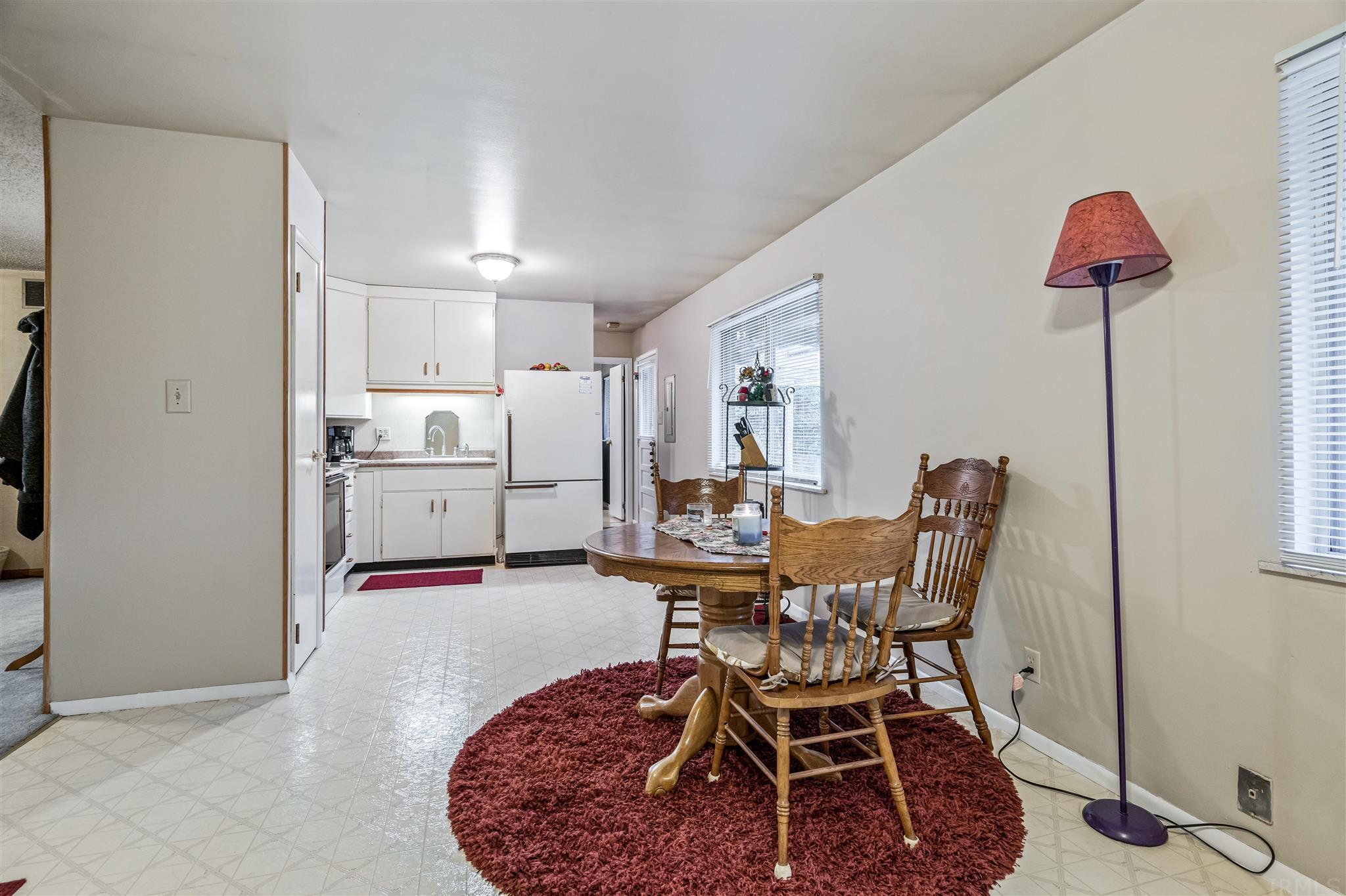 818 Stonebridge Road Evansville, IN 47710 - Photo 6 of 22 Gallery Image 6