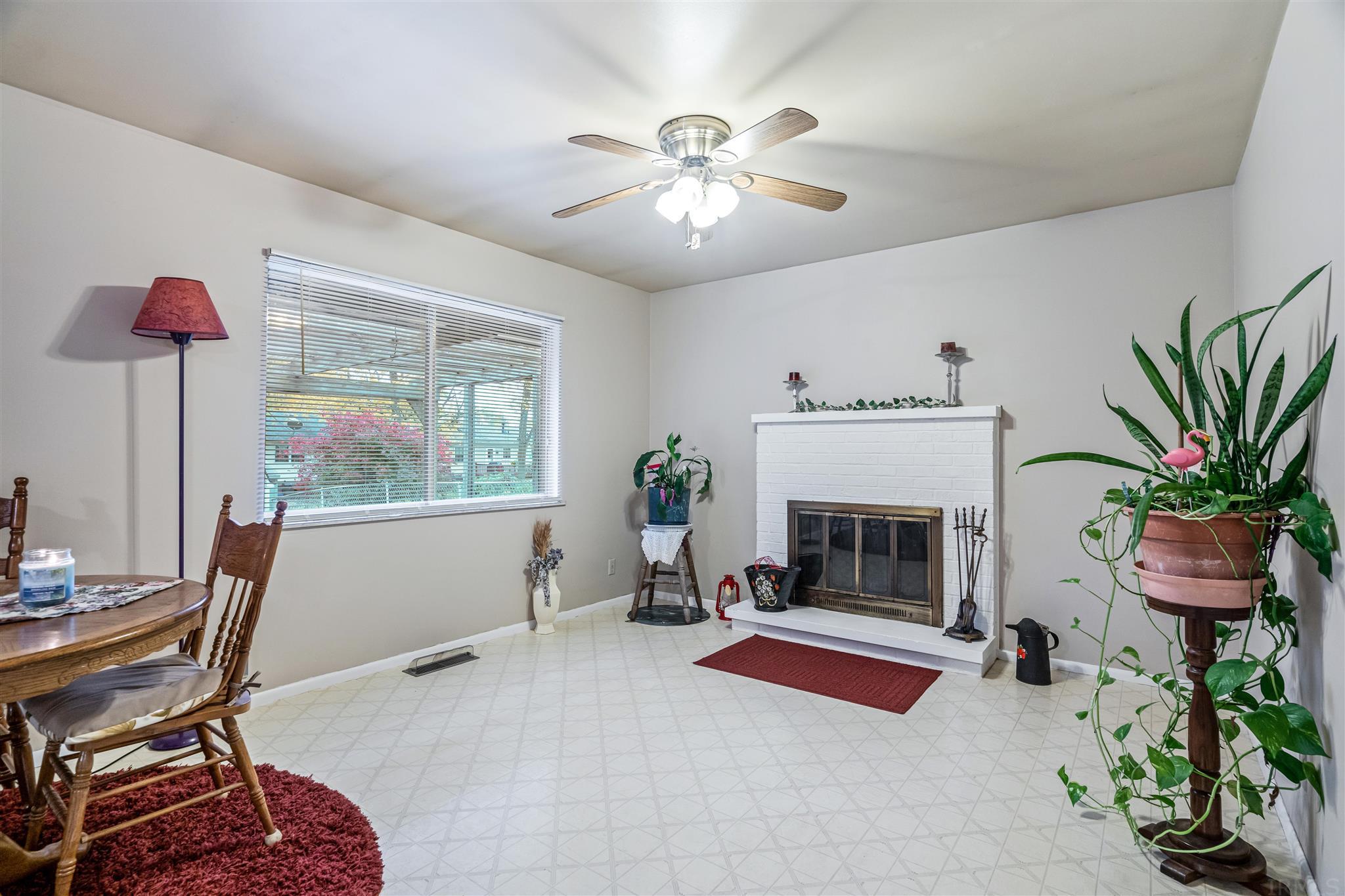 818 Stonebridge Road Evansville, IN 47710 - Photo 8 of 22 Gallery Image 8