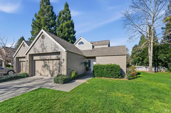$899,000 | 1530 Voorhees Circle, St. Helena, CA 94574