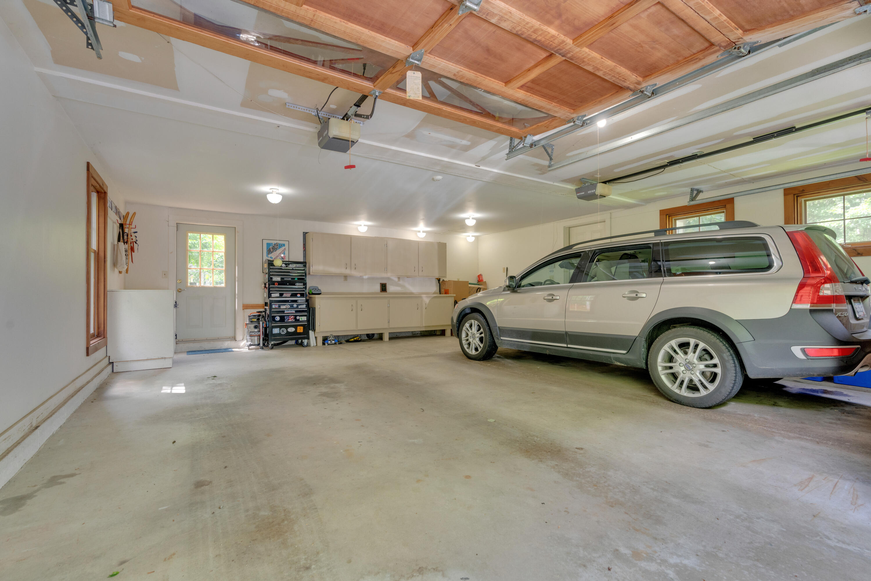 1047 Middle Road North Waterboro, ME 04061 - Photo 42 of 56 Garage